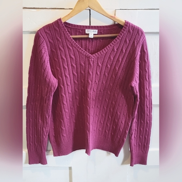 St. John's Bay Women's Raspberry Purple V-Neck Cable Knit Sweater | Petite Large - Picture 1 of 5